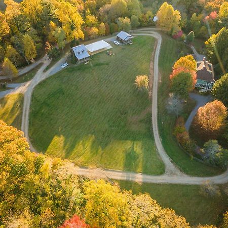 Engadine Inn And Cabins Candler エクステリア 写真