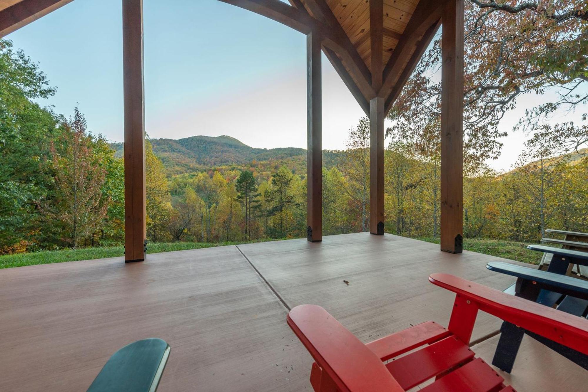 Engadine Inn And Cabins Candler エクステリア 写真