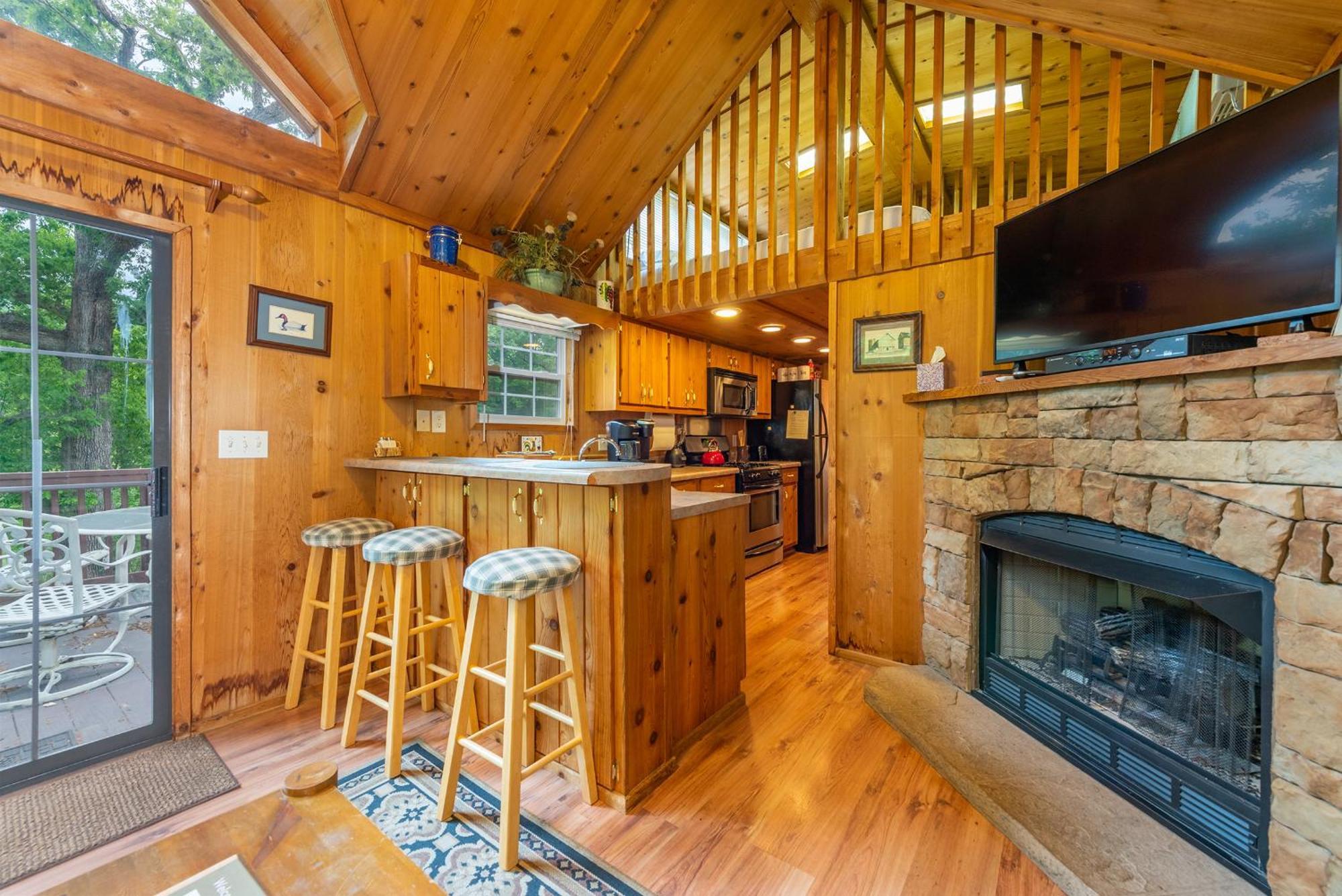 Engadine Inn And Cabins Candler エクステリア 写真