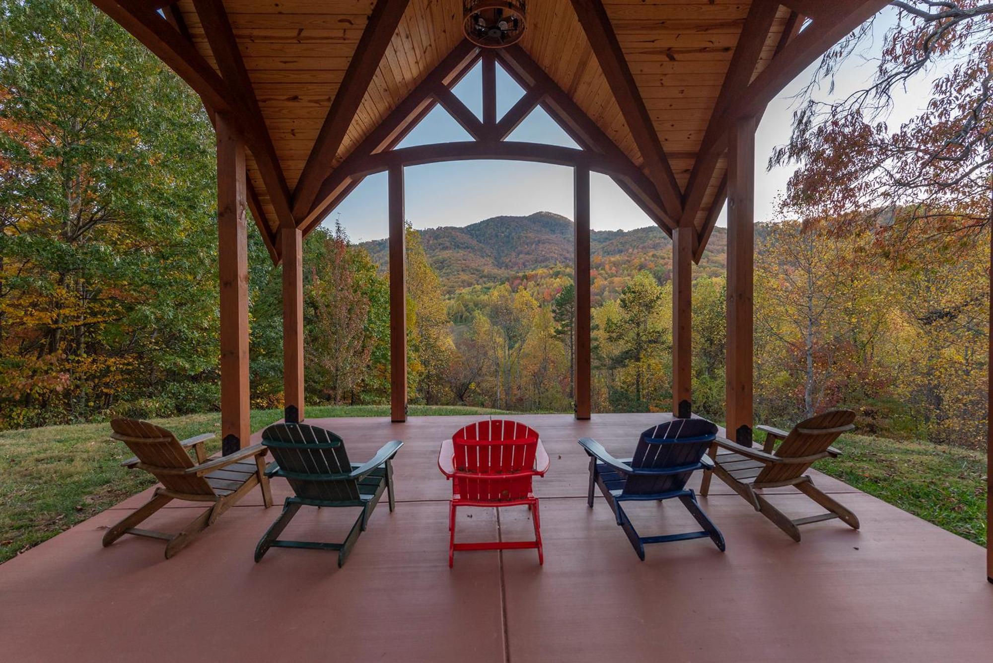 Engadine Inn And Cabins Candler エクステリア 写真