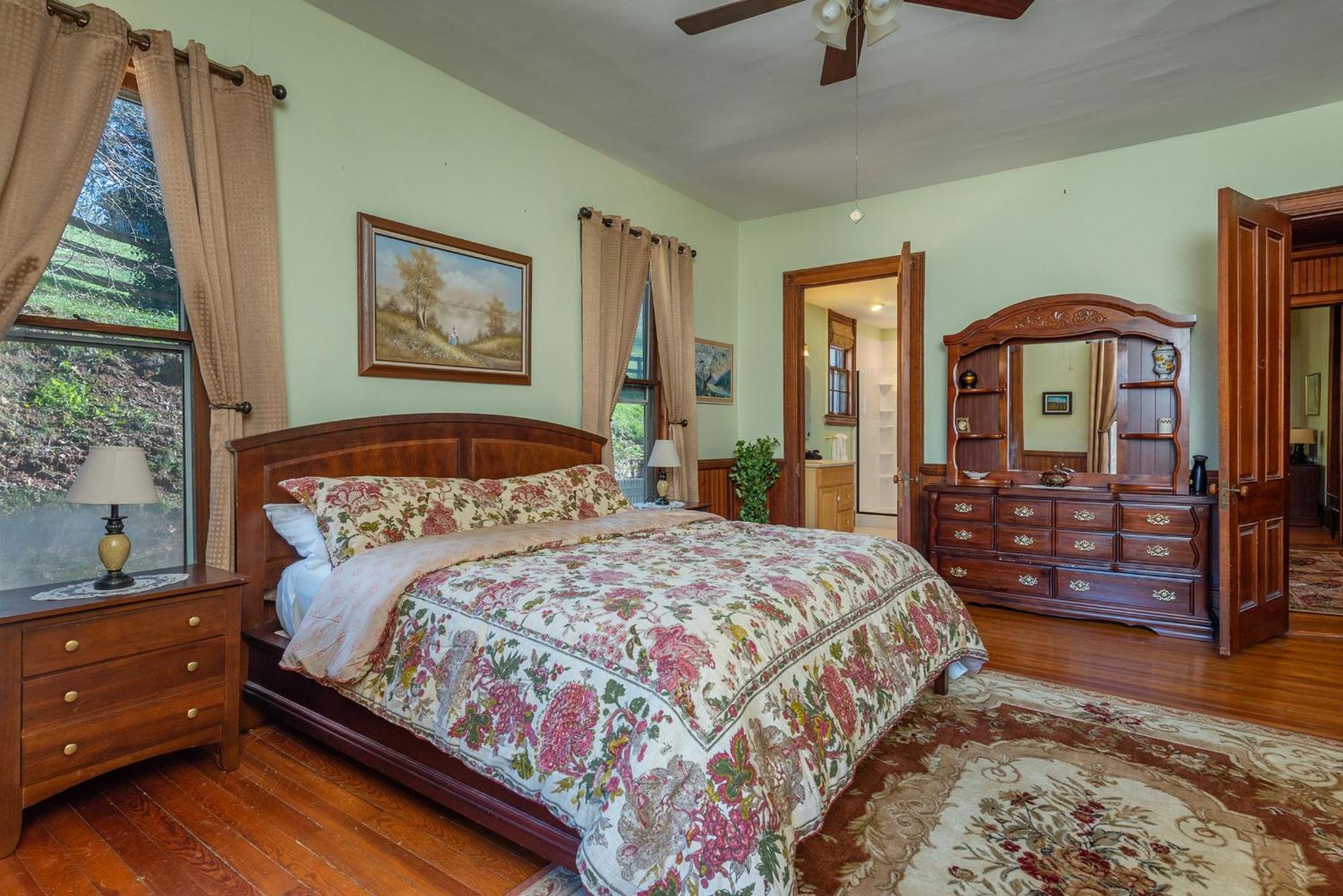 Engadine Inn And Cabins Candler エクステリア 写真